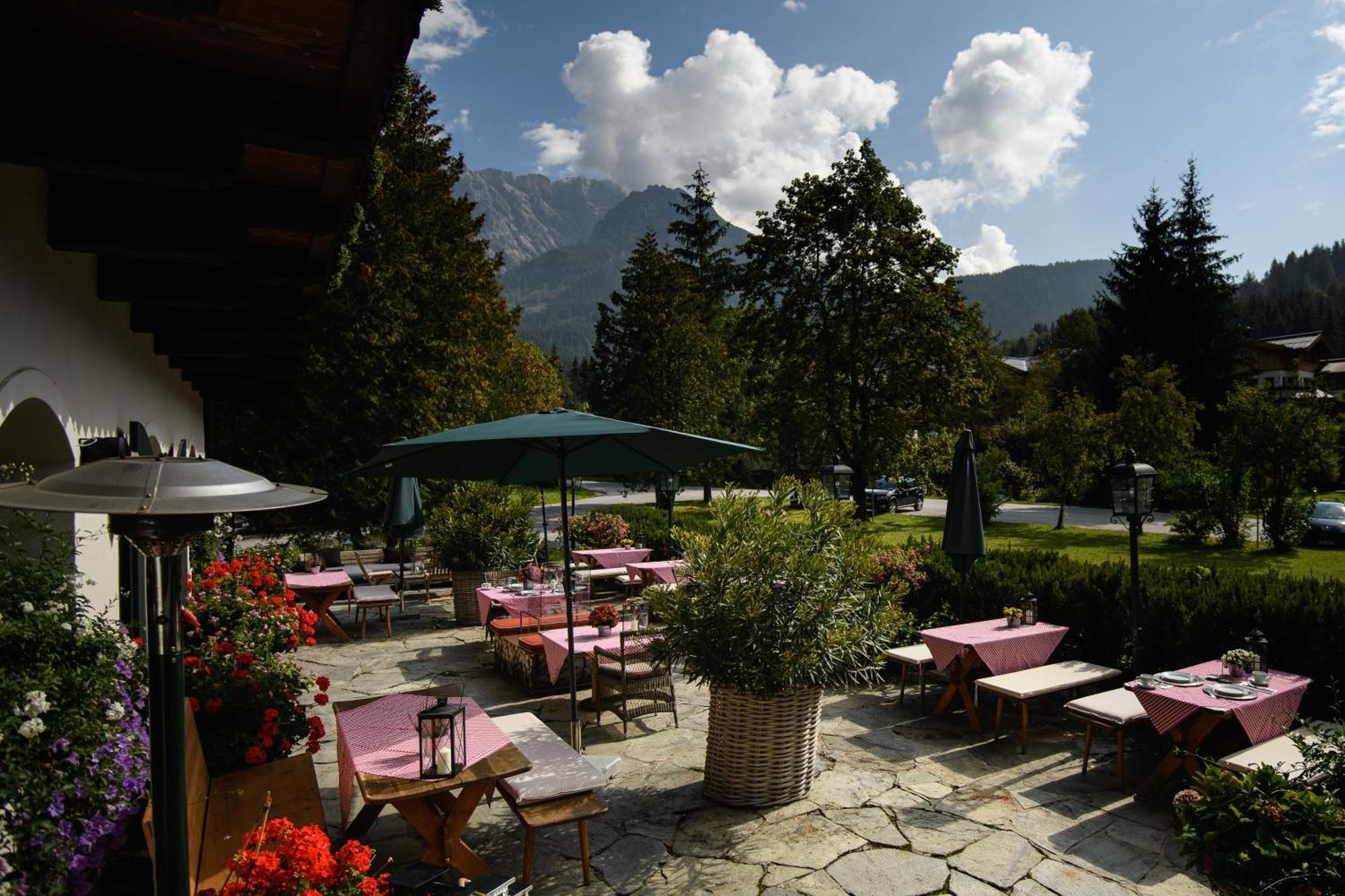 House Of Huetter - Wachtelhof & Spa Maria Alm am Steinernen Meer Eksteriør bilde